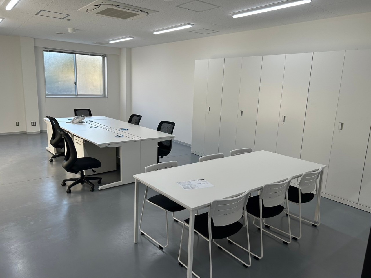 オフィス内装工事にかかる費用についての説明